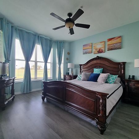 Stunning 2-Bedroom Plus Den Condo In Greenlinks Resort Napoli Bagian luar foto