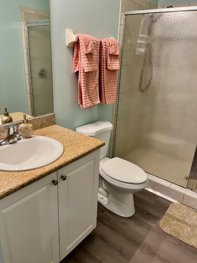 Stunning 2-Bedroom Plus Den Condo In Greenlinks Resort Napoli Bagian luar foto